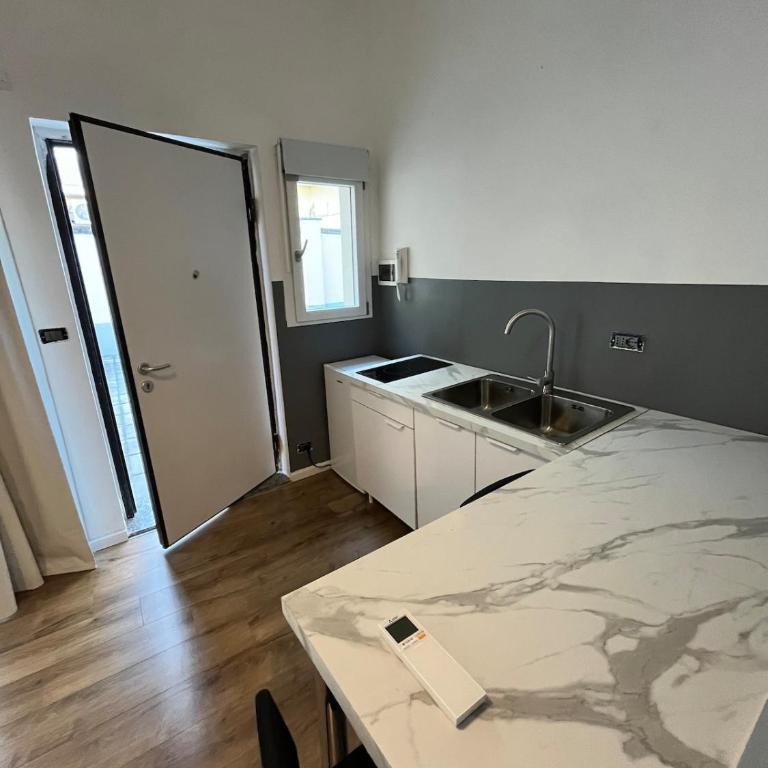 InalpiArena LOFT independent - private parking - One-Bedroom Apartment - 13