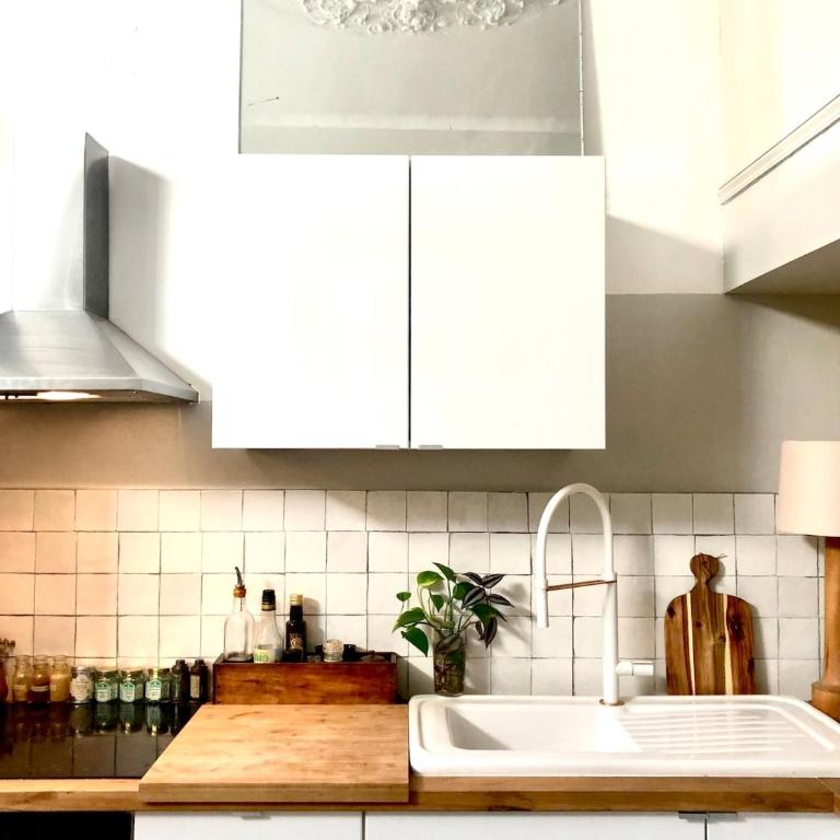 Lille centre Appartement artiste et petit-déj - Apartment mit 1 Schlafzimmer - 5