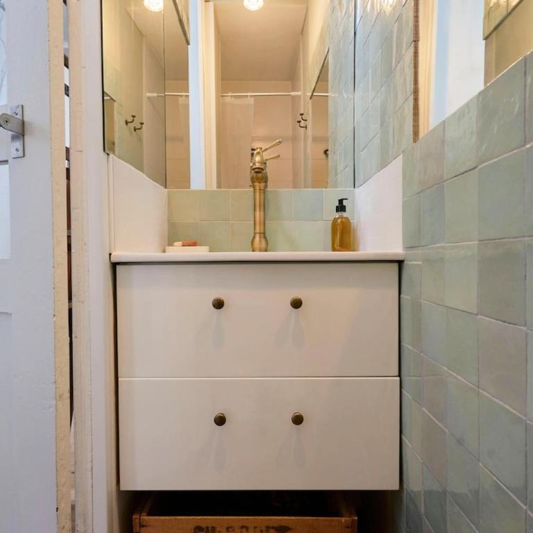 Lille centre Appartement artiste et petit-déj - Apartment mit 1 Schlafzimmer - 10