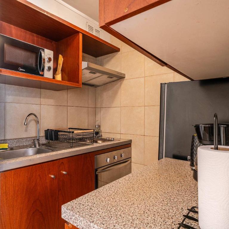 HOM I WiFi cercano al Metro Universidad Católica - Apartamento - 11