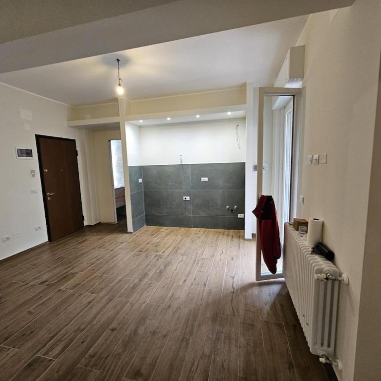 Bright two-room apartment with garden - Appartamento con 1 Camera da Letto - 2