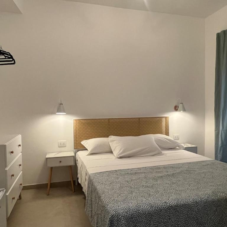 IconicArt - Tourist Accommodation - Camera Matrimoniale Deluxe con Balcone - 8