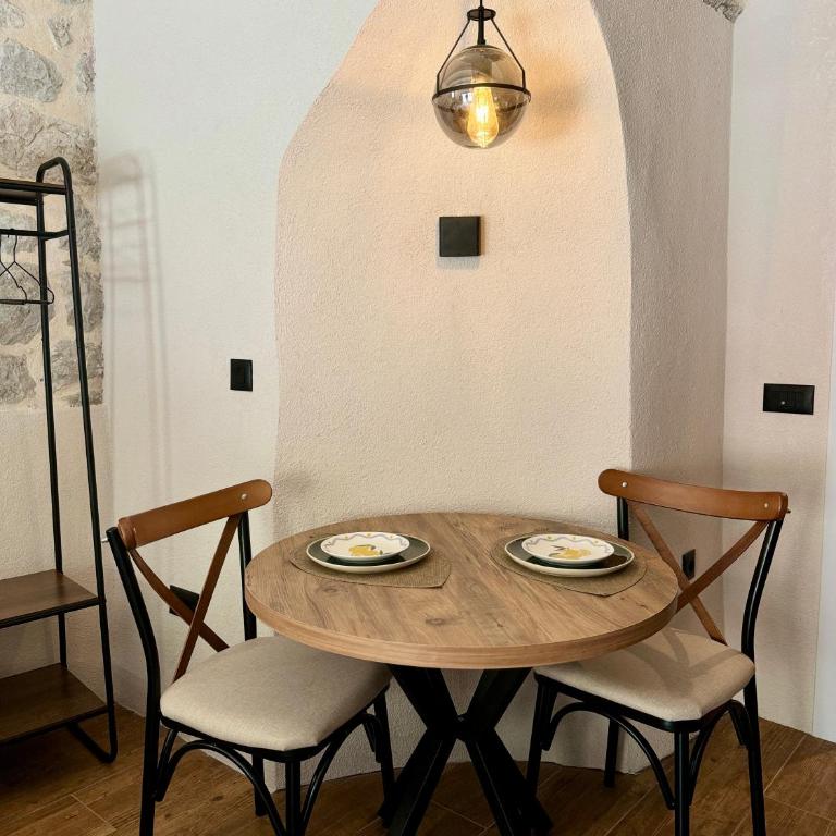 The Stone Nest - One-Bedroom Apartment - 1