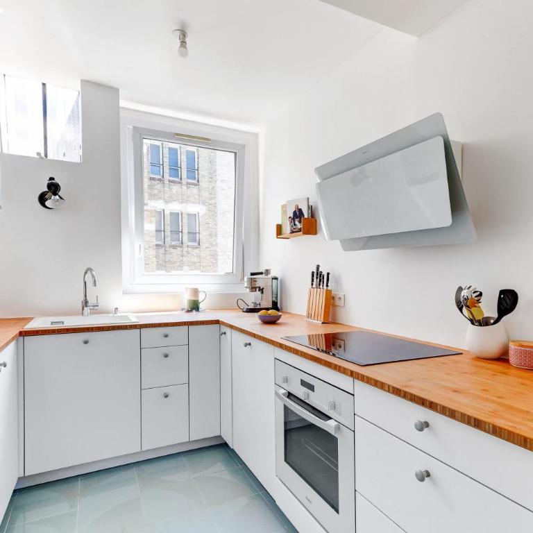 Montmartre - 2BR - Paris Vacation Rentals - Appartement - 11
