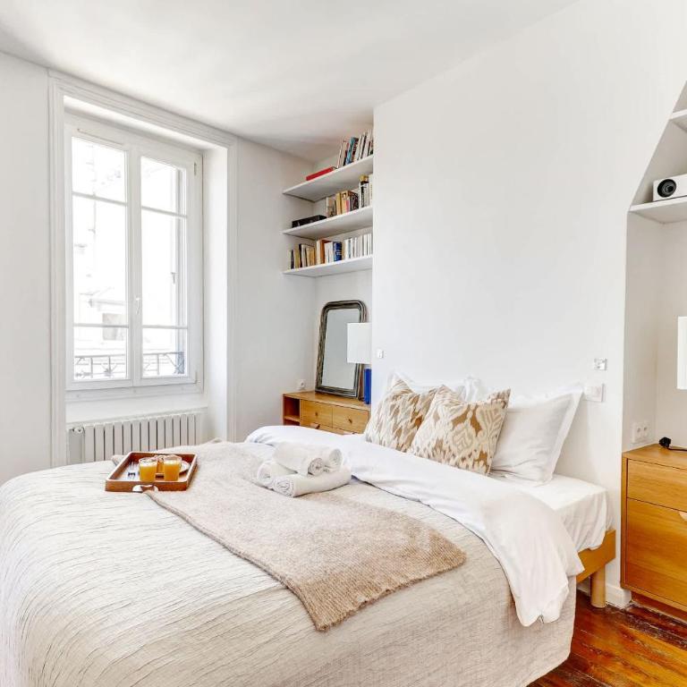 Montmartre - 2BR - Paris Vacation Rentals - Appartement - 13
