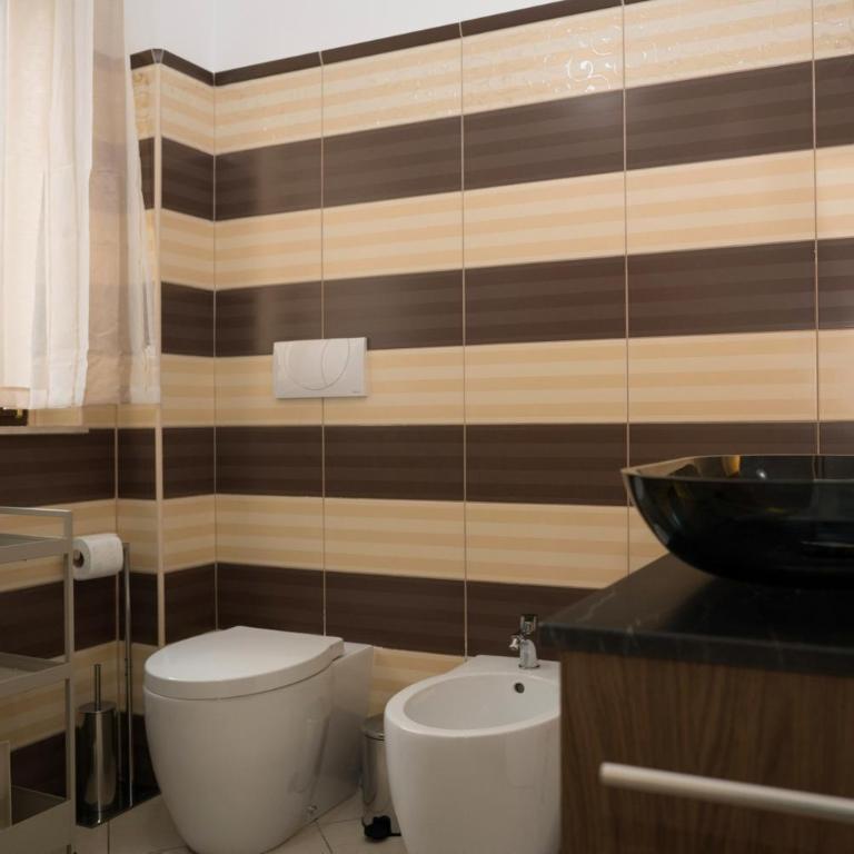 Domus Augusto - Appartamento con 2 Camere da Letto - 35