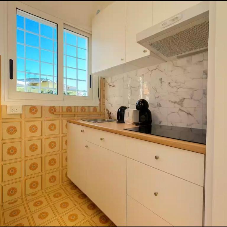 --5 min from BUS stop-- Wi-Fi & Relax - Appartamento con 1 Camera da Letto - 14