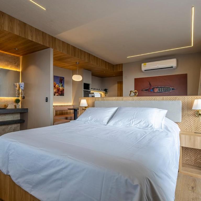 Loft in Downtown with an Amazing View - One-Bedroom Apartment - 9