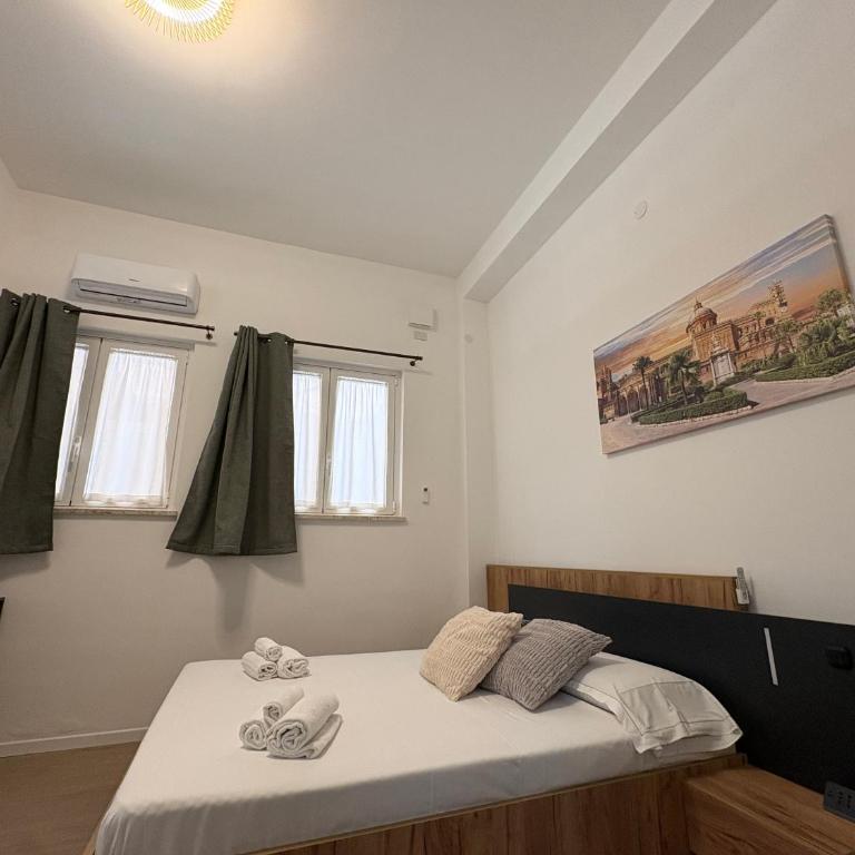 SantOliva Urban Apartment - Two-Bedroom Apartment - 48