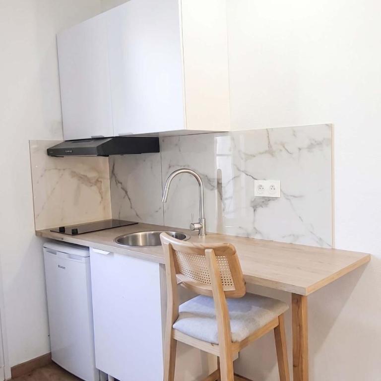 New 146 Suite Ludivine - Cosy Apartment Paris Center - Studio - 3