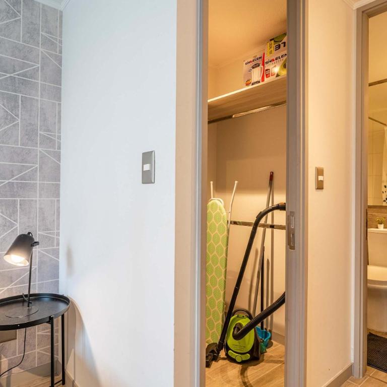 HOM I WiFi, AA, Movistar Arena, Metro Cerca - Apartment - 26