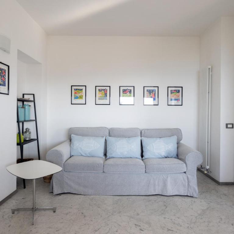 "The Ulivi" inside Le Agavi Private Park, shared Pool and Tennis 200m far, Sea View Apartment 2 AC BDR, 2BTH, parking next home and private garage in Lerici! Cooking Lesson and Wine Tasting - Casa con 2 Camere da Letto - 6