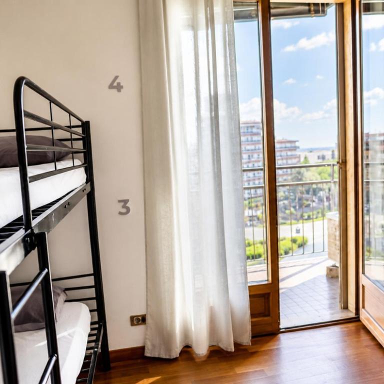 B&B Best Hostel Milano - Letto Singolo in Dormitorio Maschile - 4