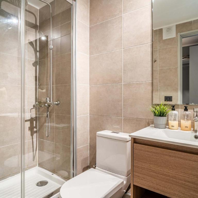 HOM I 2D2B, Calefactor Estacionamiento Lavanderia - Apartamento - 12