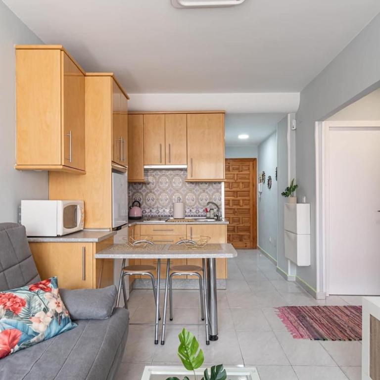 Brisa del Mar Apartment - Two-Bedroom Apartment - 13