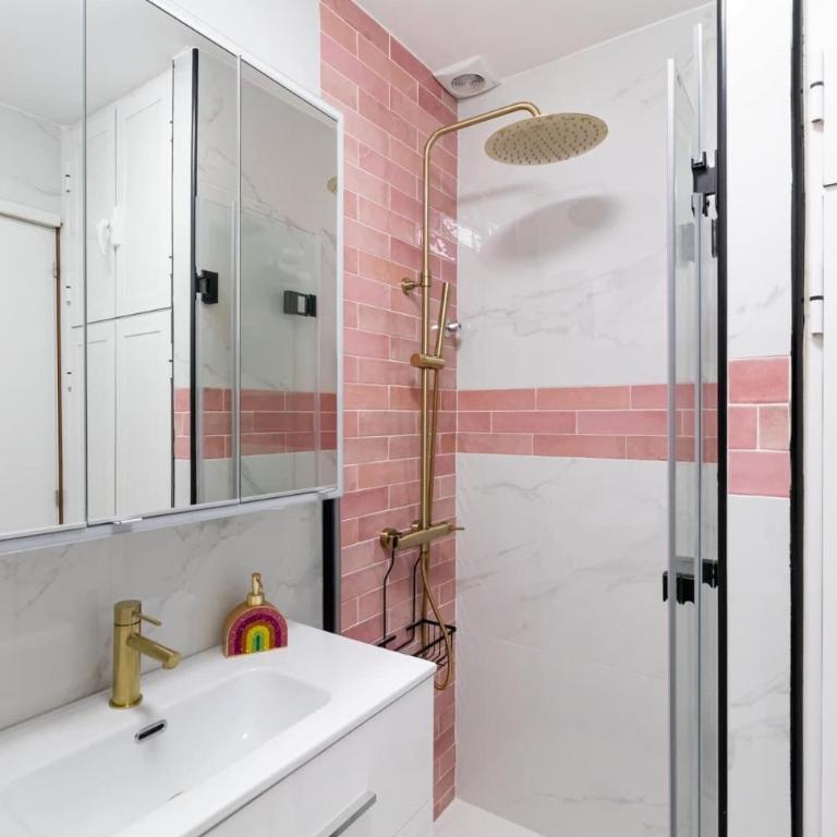 Brisa del Mar Apartment - Two-Bedroom Apartment - 16