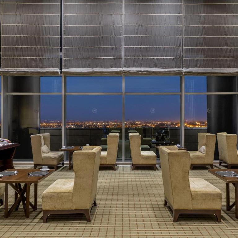 Sheraton Mendoza Hotel - 1 King Bed 1 Bedroom Suite - 1