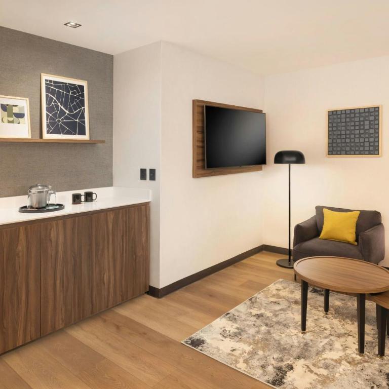 Le Méridien Mexico City Reforma - Classic Suite mit 1 Schlafzimmer, Kingsize-Bett, Schlafsofa und Stadtblick - 7