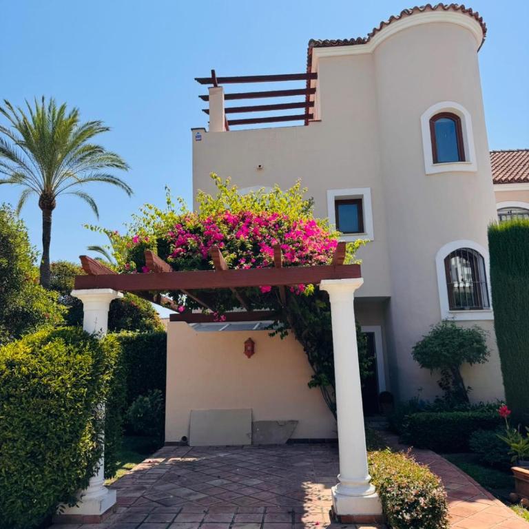 Casa Paraiso - Vacation Home - 1