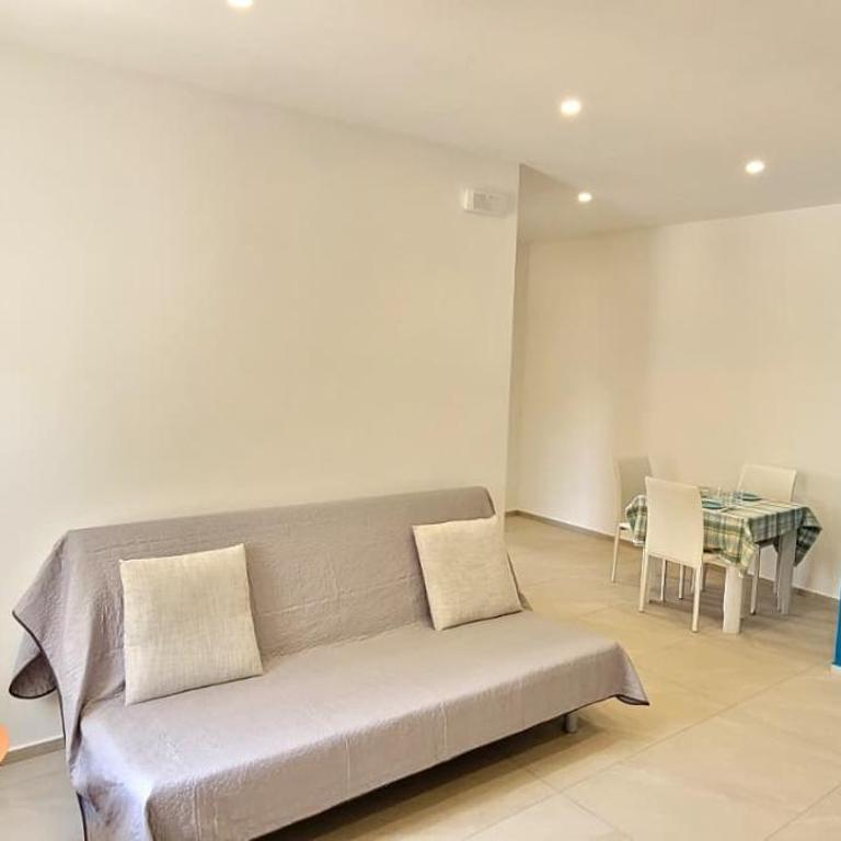 Radici Home - Appartamento Superior con Balcone - 2