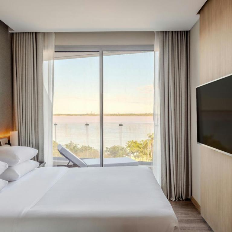 Marriott Corrientes - Suite Premium de 1 dormitorio con cama extragrande, vistas al río y balcón - 1