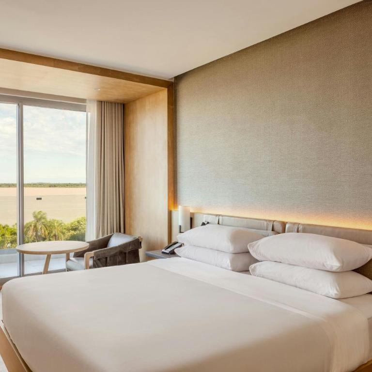 Marriott Corrientes - Suite Executive Premium de 1 dormitorio con cama extragrande y vistas al río - 1