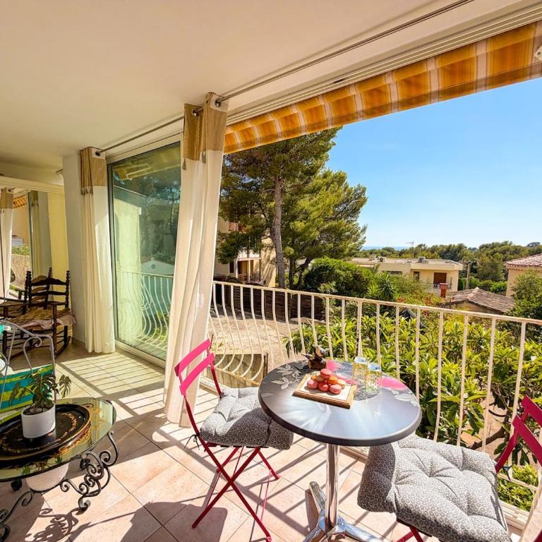 Maisonnette avec jardin et aperçu mer à Bandol - Appartement 1 Chambre avec Jardin - 12