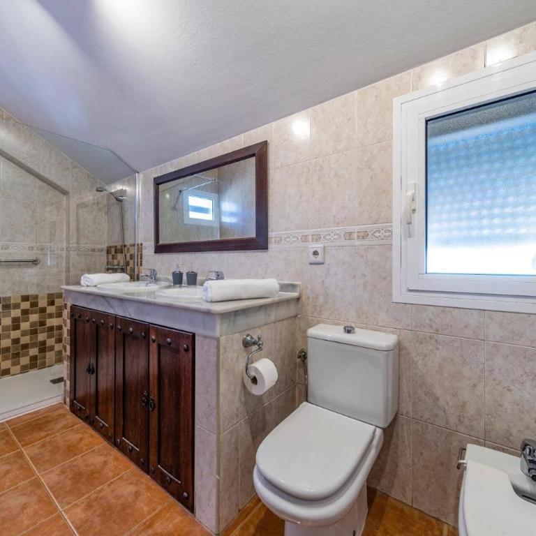 Villa Michelle by Villa Plus - Villa - 12