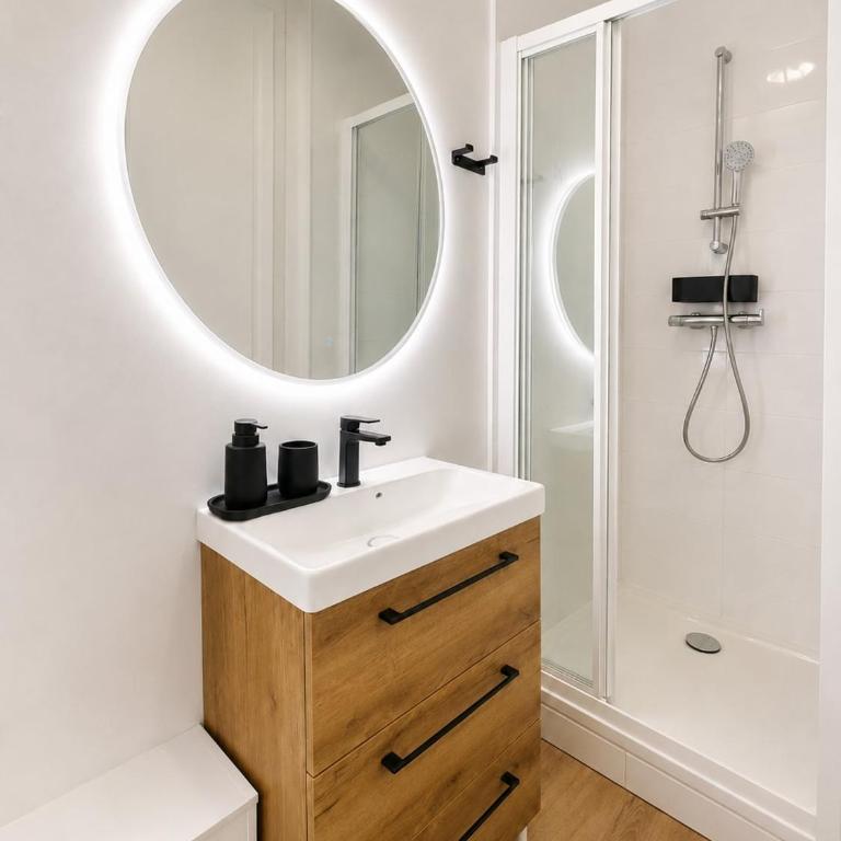 Le Céleste - 2p - Centre ville - One-Bedroom Apartment - 10