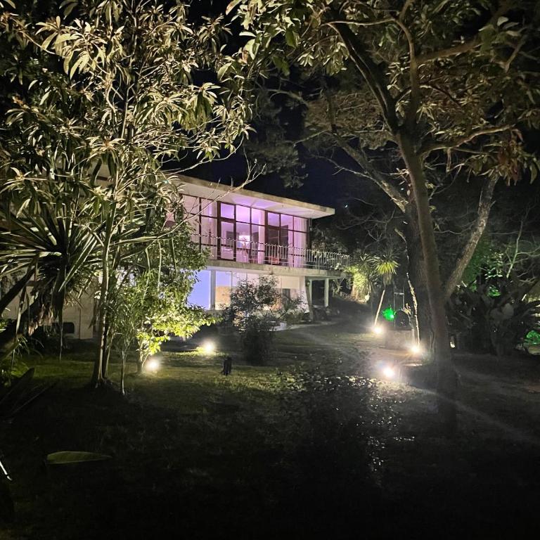 Casa Pisuri gran entorno a pasos de Playa Mansa - Casa de 4 dormitorios - 13