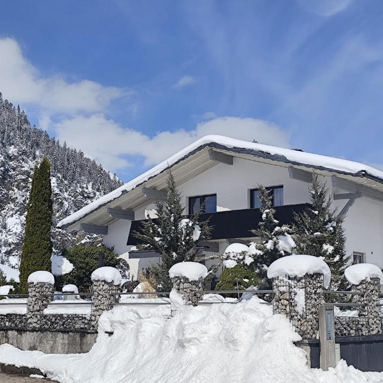 Alpenflair One - Apartment mit 2 Schlafzimmern und Terrasse - 4