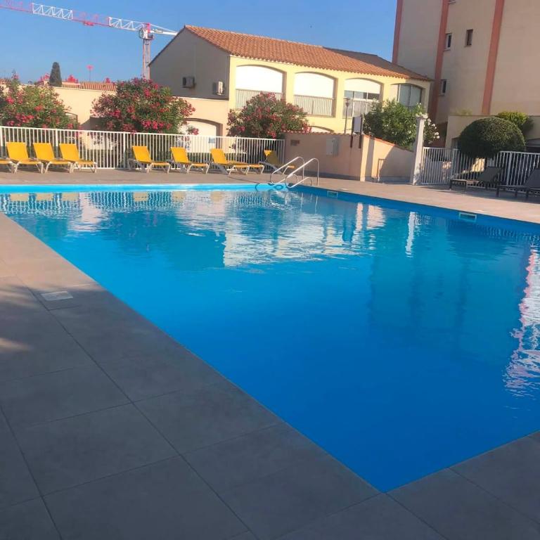 Appart T2 4 pers 50 m de la mer avec piscine - Appartement 1 Chambre - 1