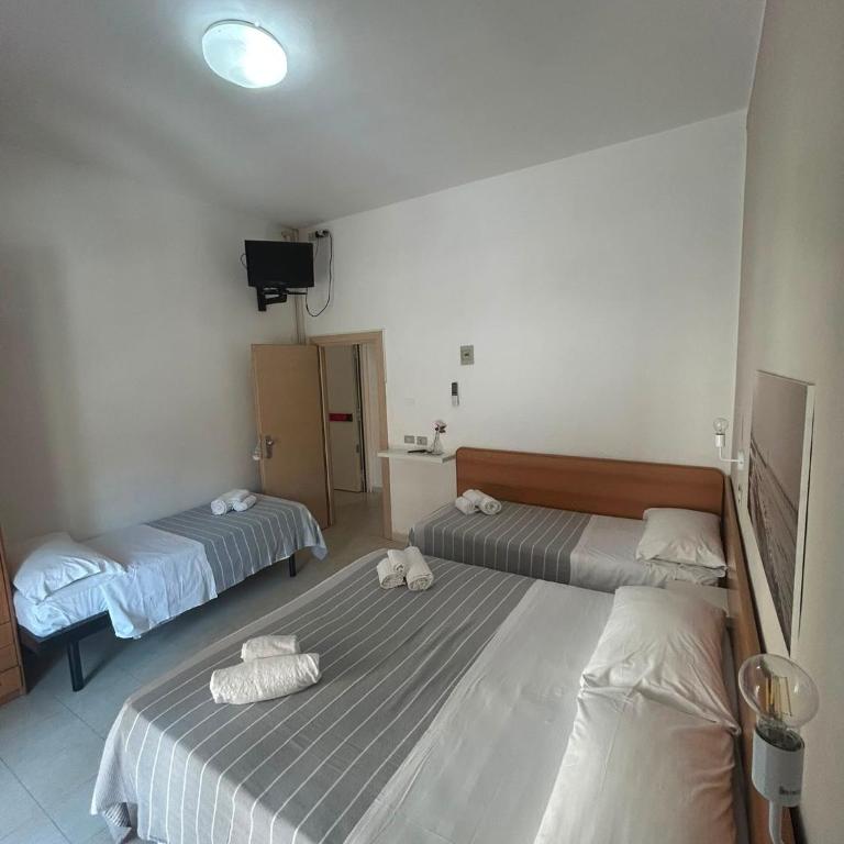 Hotel Fattori - Camera Quadrupla - 10