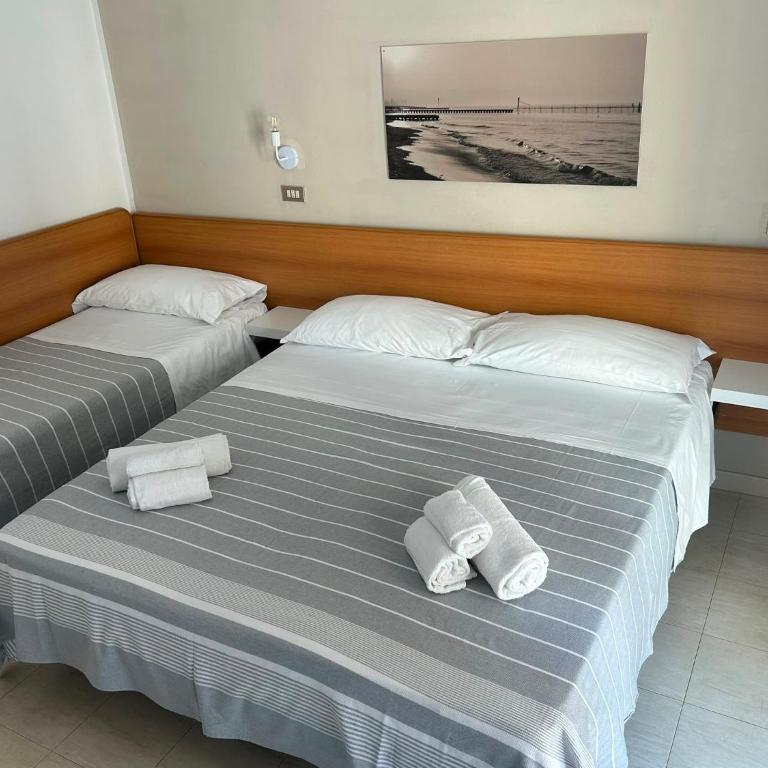 Hotel Fattori - Camera Tripla - 11