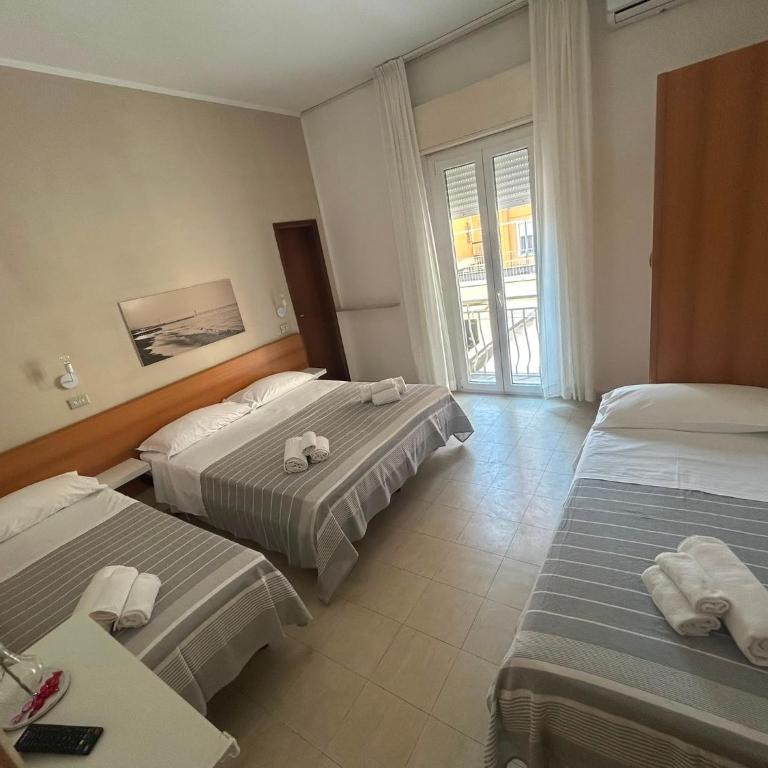 Hotel Fattori - Camera Quadrupla - 11