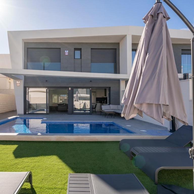 Villa María con piscina privada - Wellhome Alicante - Villa - 35