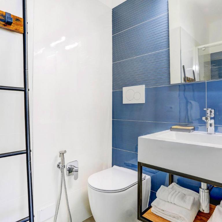 SAN GIOVANNI Appia Park - Modern apartment with Balcony - Metro A - 10 min City Center - Two-Bedroom Apartment - 20