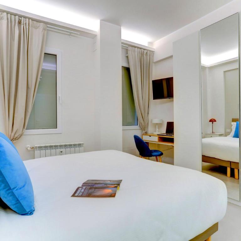 SAN GIOVANNI Appia Park - Modern apartment with Balcony - Metro A - 10 min City Center - Two-Bedroom Apartment - 23