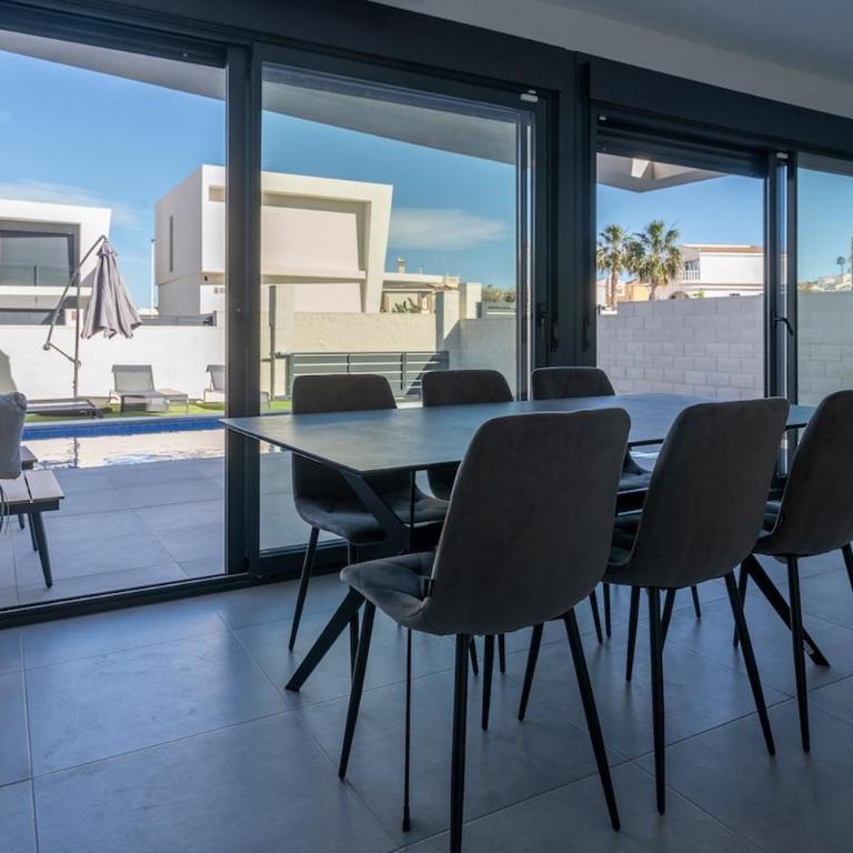 Villa María con piscina privada - Wellhome Alicante - Villa - 15