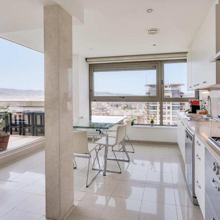 Penthouse Duplex with Epic Views - Apartamento - 11