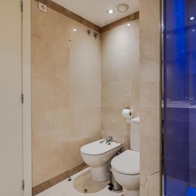 Penthouse Duplex with Epic Views - Apartamento - 42