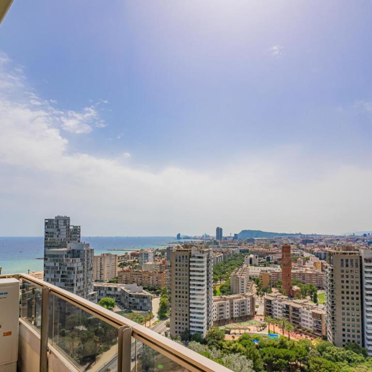 Penthouse Duplex with Epic Views - Apartamento - 56