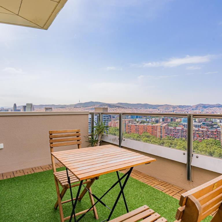 Penthouse Duplex with Epic Views - Apartamento - 32