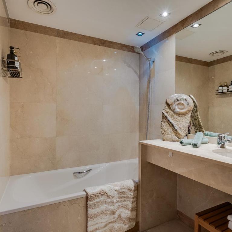 Penthouse Duplex with Epic Views - Apartamento - 43