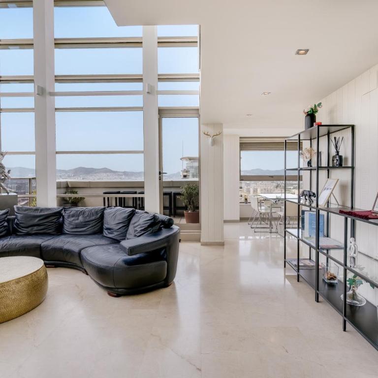 Penthouse Duplex with Epic Views - Apartamento - 2