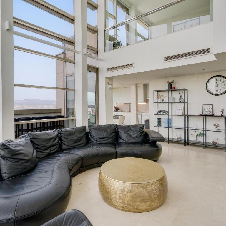 Penthouse Duplex with Epic Views - Apartamento - 5