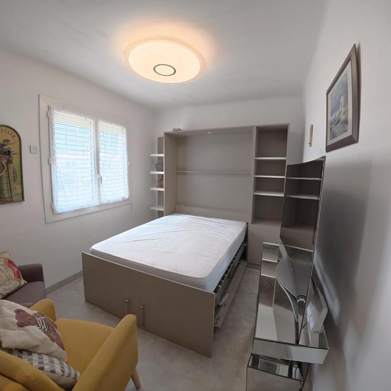 Villa Magaly T4 à 50 m de la plage et de Valras centre avec linge de lit et ménage inclus - Two-Bedroom Apartment with Sea View - 23