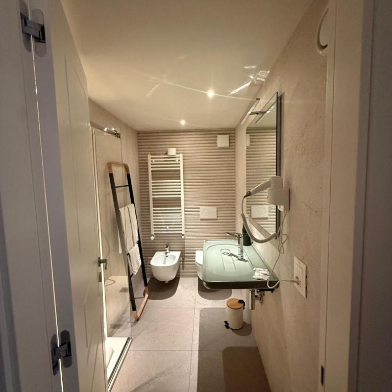 Bellavitarooms-Fiore di Maggio Luxury Suites - Suite Con Balcone - 26