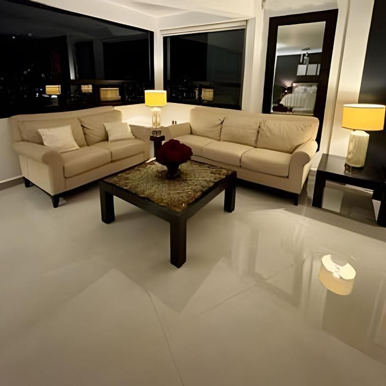 Depto. de lujo, zona residencial - Apartamento - 32
