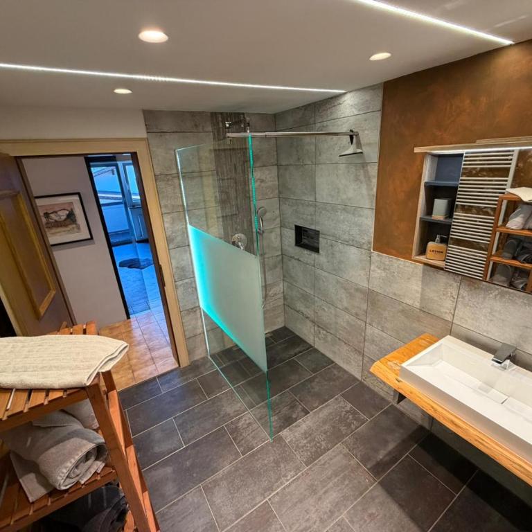 Alpenflair One - Apartment mit 2 Schlafzimmern und Terrasse - 26